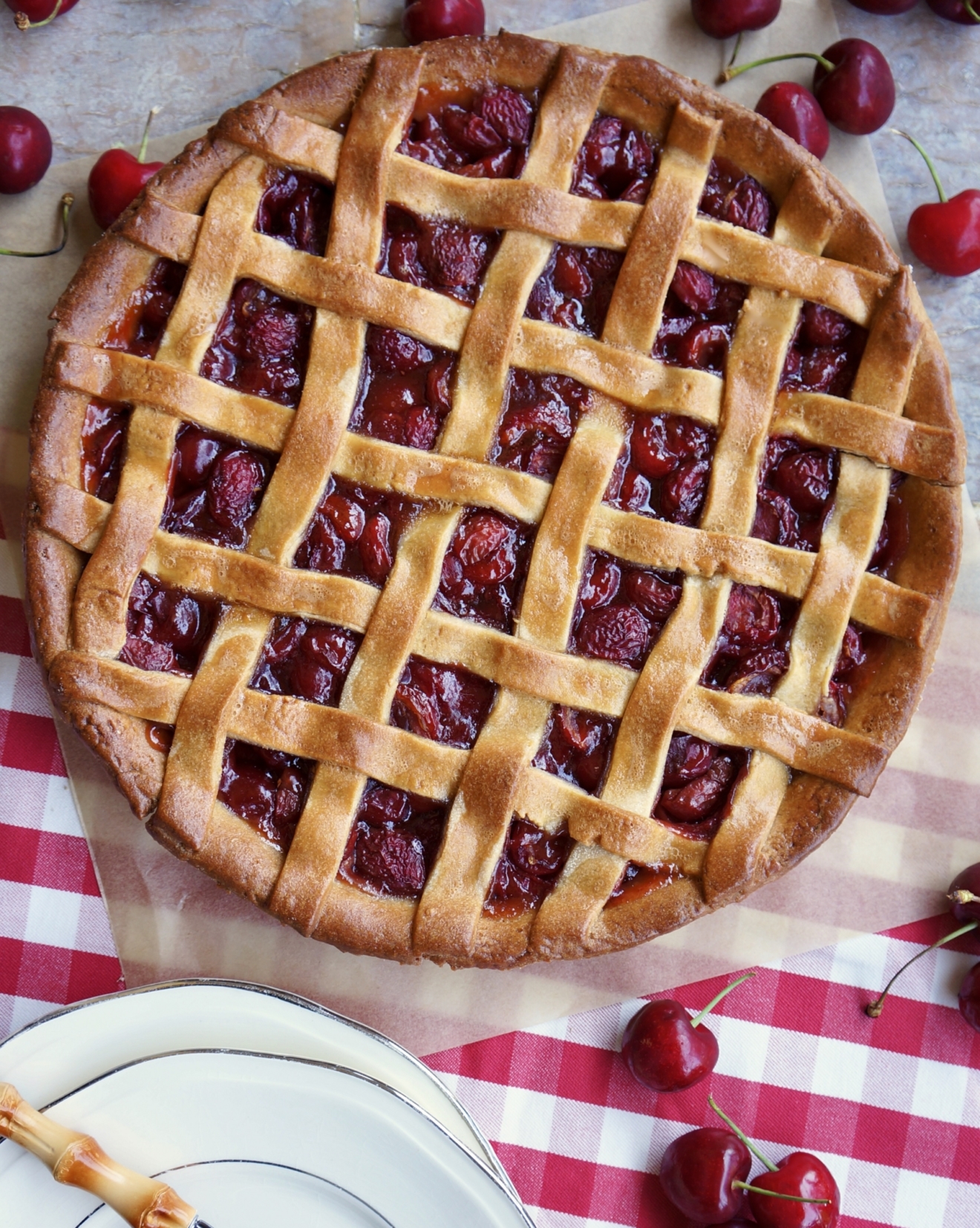 Crostata Di Ciliegie Fresche Toh Magazine